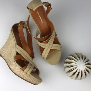 Banana Republic Wedges Size 8